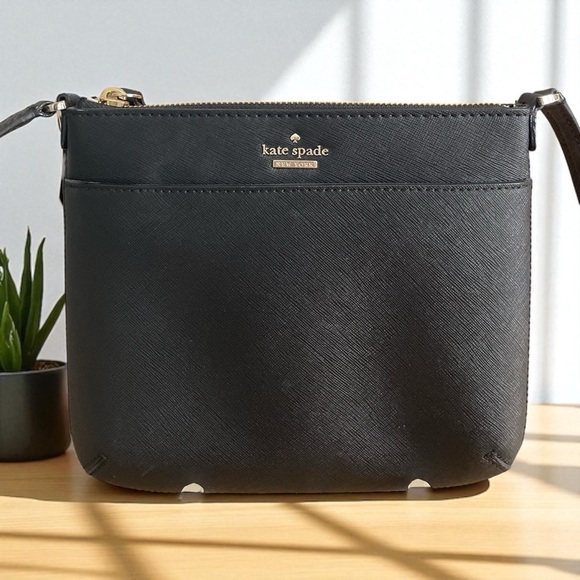 NWT Kate Spade Cameron Street Tenley Crossbody Black Bag - Picture 1 of 5
